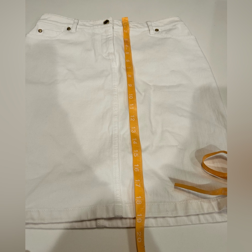 J. McLaughlin preppy classic summer white denim mini knee length skirt size 4 - Picture 7 of 9